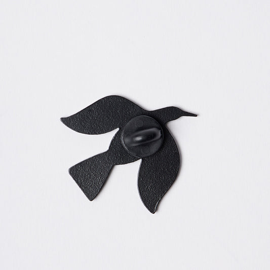 By Parra Crow Enamel Pin - Black