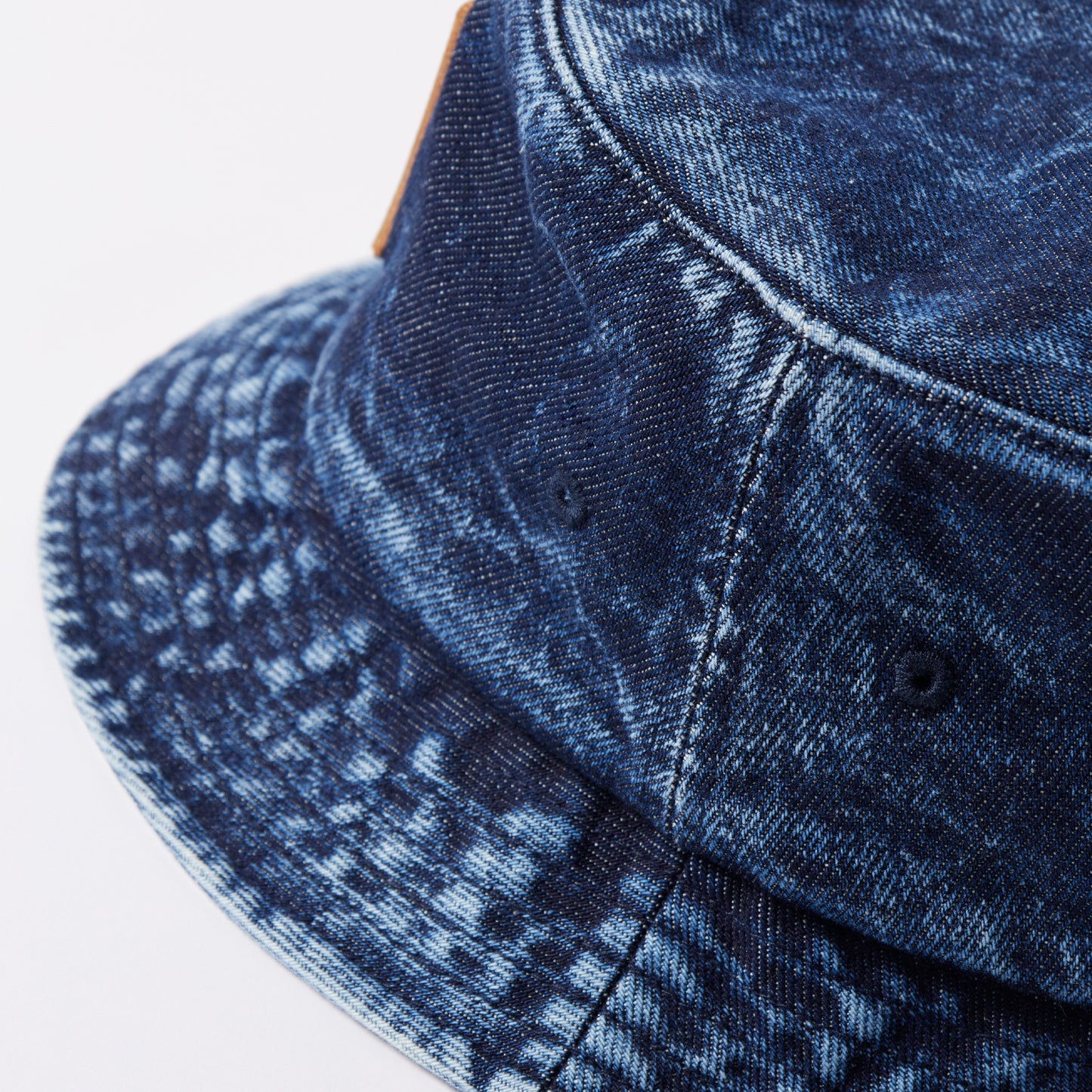 By Parra The Great Goose Bucket Hat