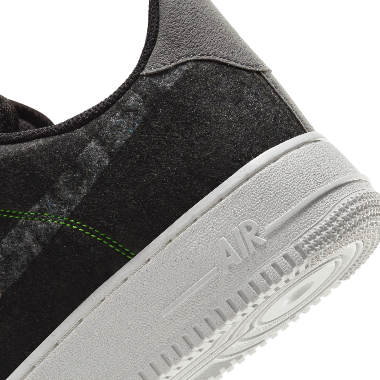 Nike Air Force 1 '07 LV8 - Black
