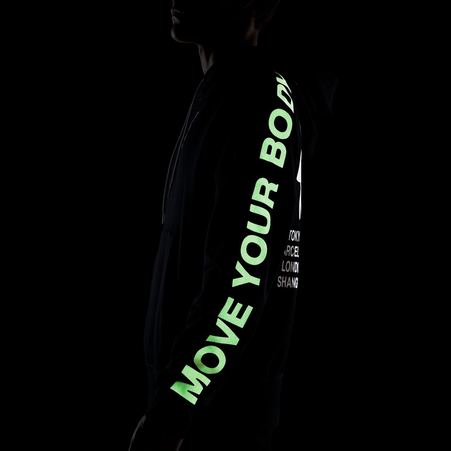Nike Sportswear World Tour Pullover Hoodie - Light Liquid Lime