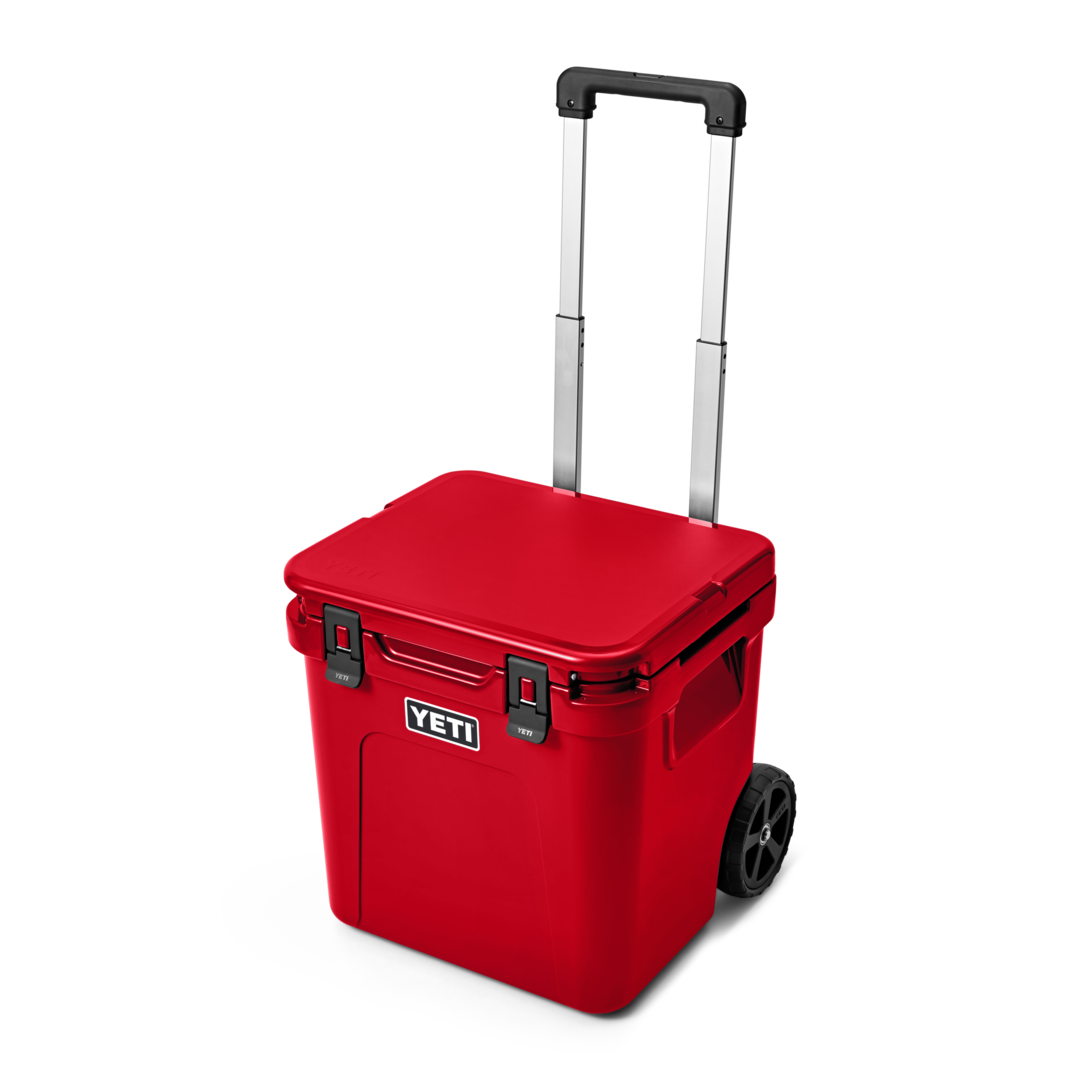 YETI Wheeled Roadie 48 Box - Rescue Red